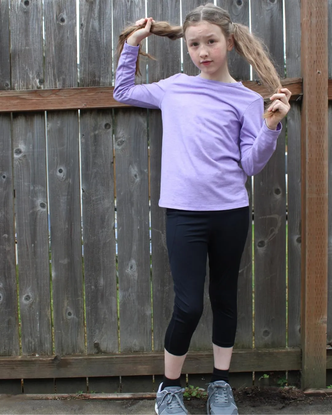 BIG ELEPHANT 3 Packs Girls Capri Leggings with Pockets, High Waisted Yoga Pants Athletic Running Dance Workout for Kids