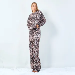 Leopard print oversized sweatshirt wholesale