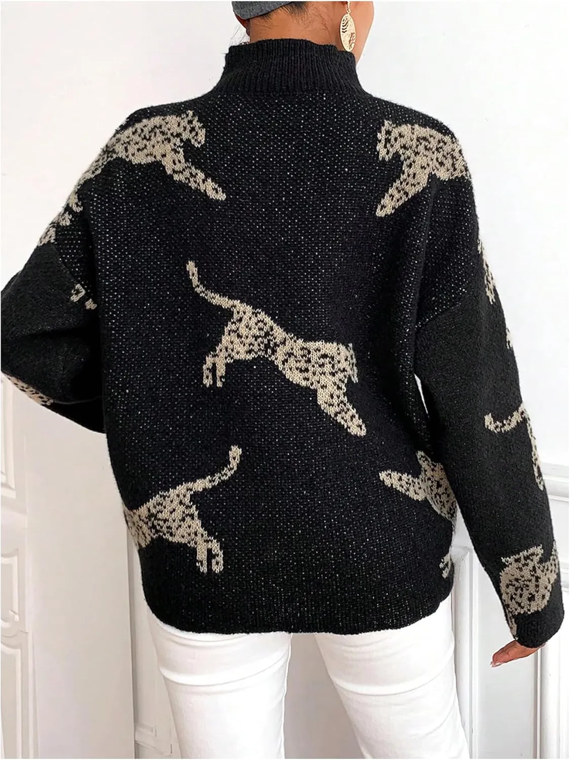 WDIRARA Women's High Neck Sweater Leopard Pattern Long Sleeve Fuzzy Knitted Pullover Top