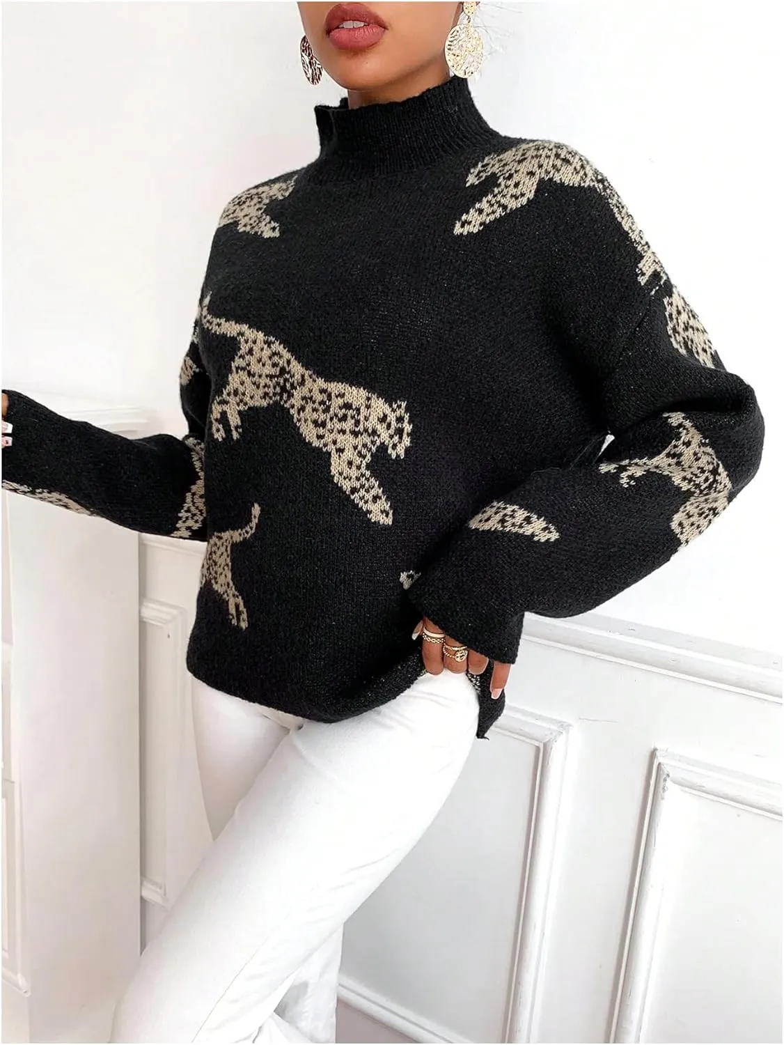 WDIRARA Women's High Neck Sweater Leopard Pattern Long Sleeve Fuzzy Knitted Pullover Top