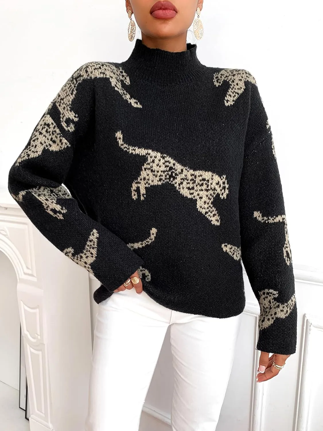 WDIRARA Women's High Neck Sweater Leopard Pattern Long Sleeve Fuzzy Knitted Pullover Top