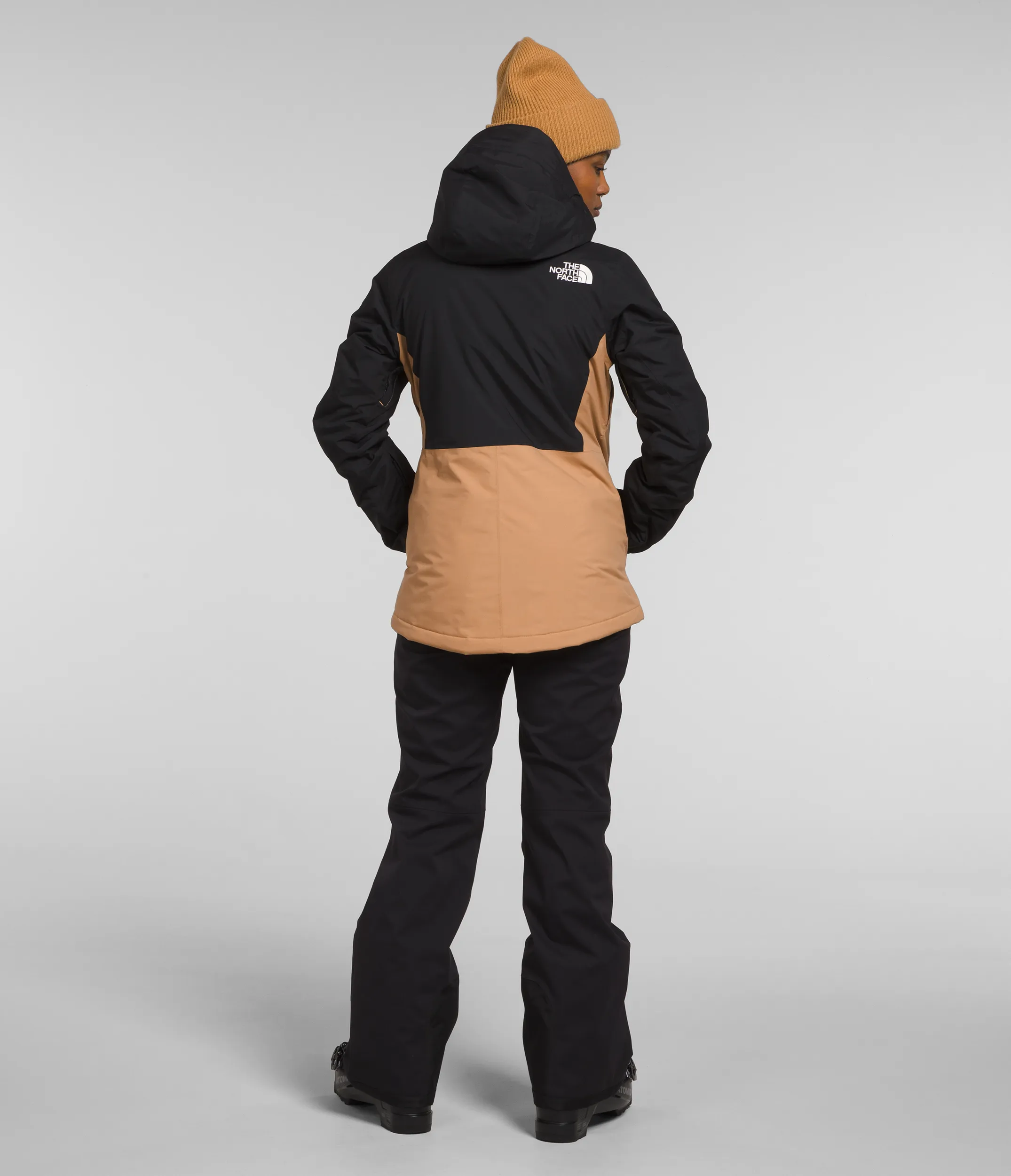 Wmns Freedom Insulated Jacket | TNF Black/Almond